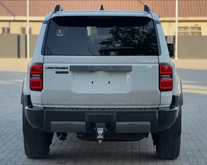 New Toyota Land Cruiser Prado 2025 Off white