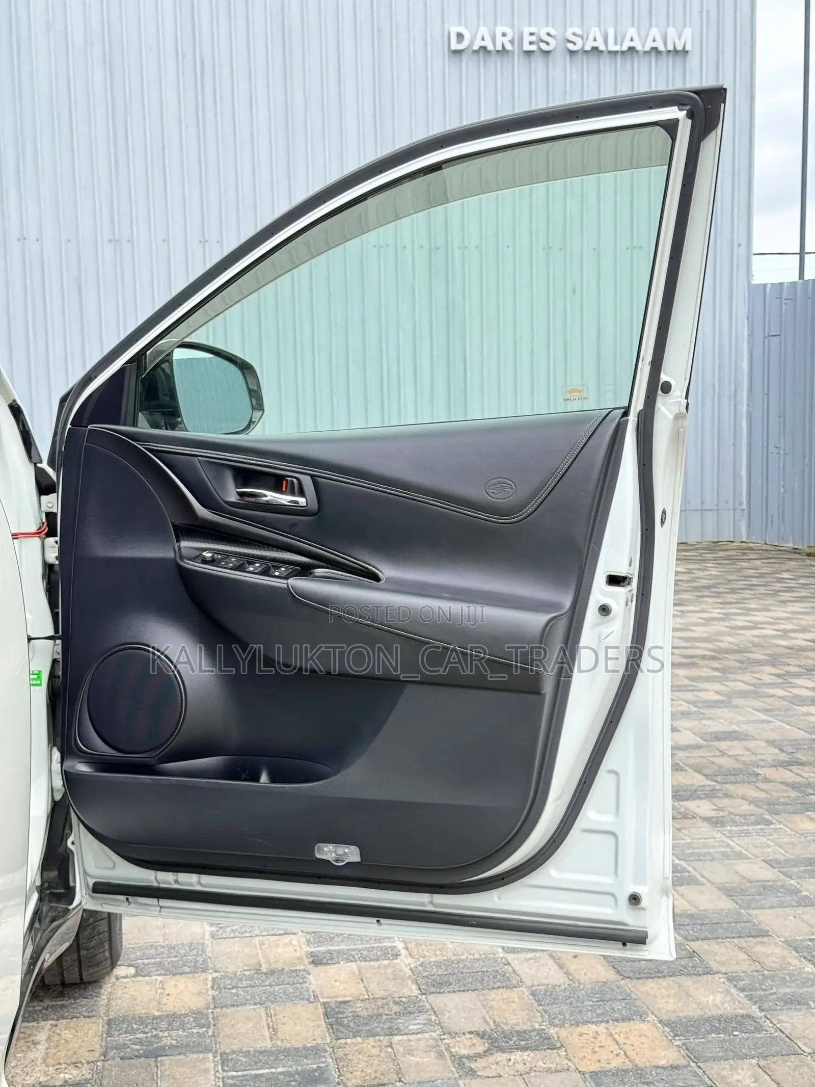 Toyota Harrier 2016 White