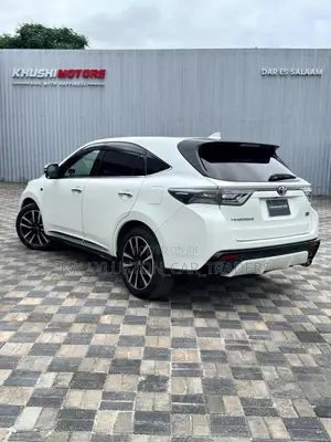 Toyota Harrier 2016 White