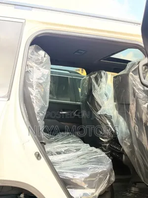 Toyota Land Cruiser 2024 Pearl
