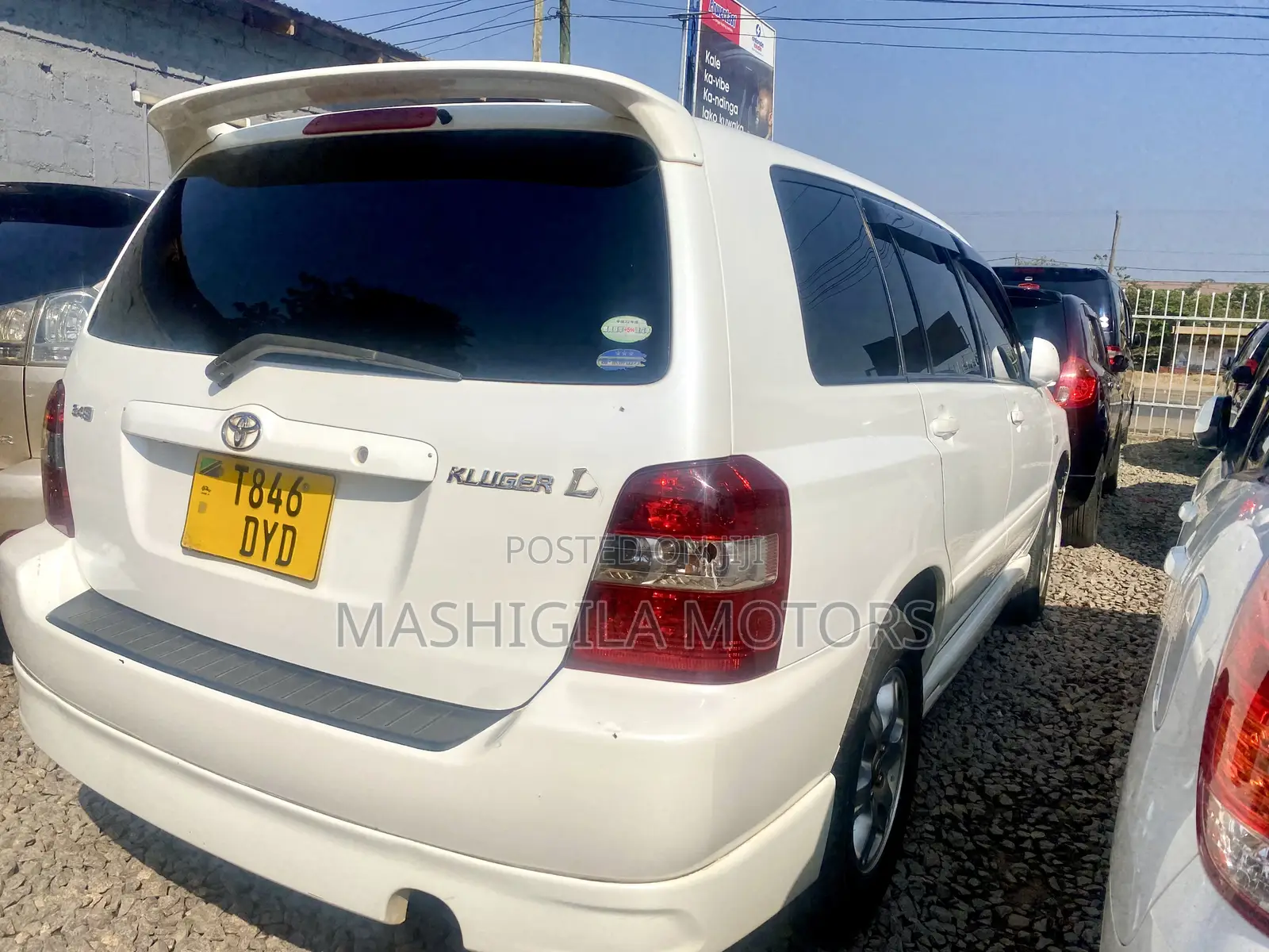 Toyota Kluger 2005 White