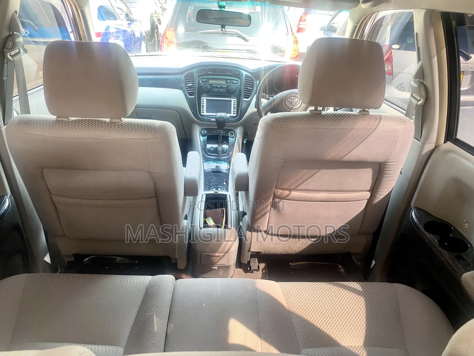 Toyota Kluger 2005 White
