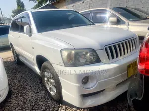Toyota Kluger 2005 White