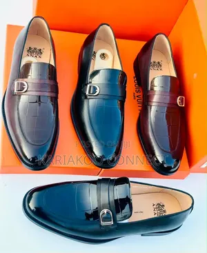 Classic Anax Black Shoes