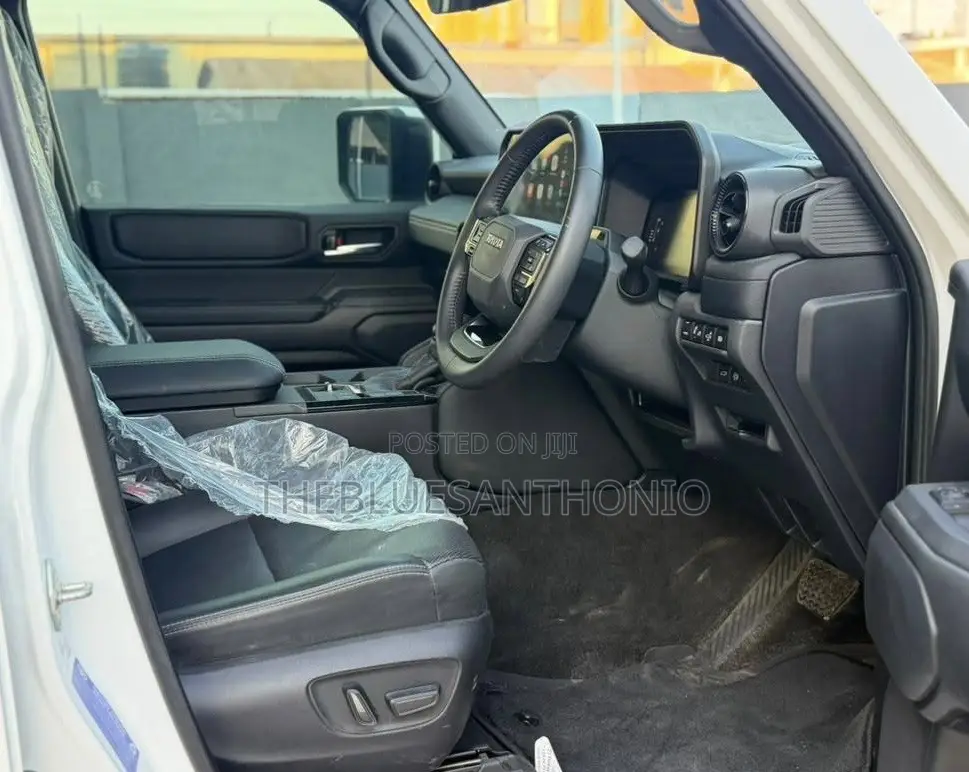 New Toyota Land Cruiser Prado 2025 White