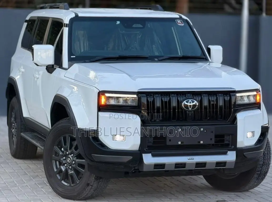 New Toyota Land Cruiser Prado 2025 White