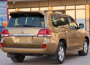 Toyota Land Cruiser 2009 Gold