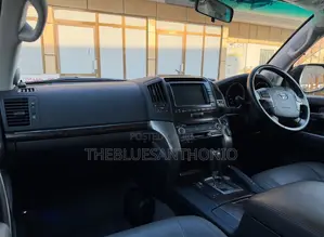 Toyota Land Cruiser 2009 Gold