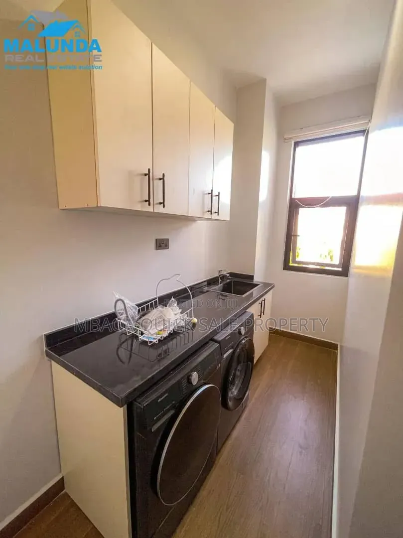 Furnished 5bdrm Villa in Masaki for rent