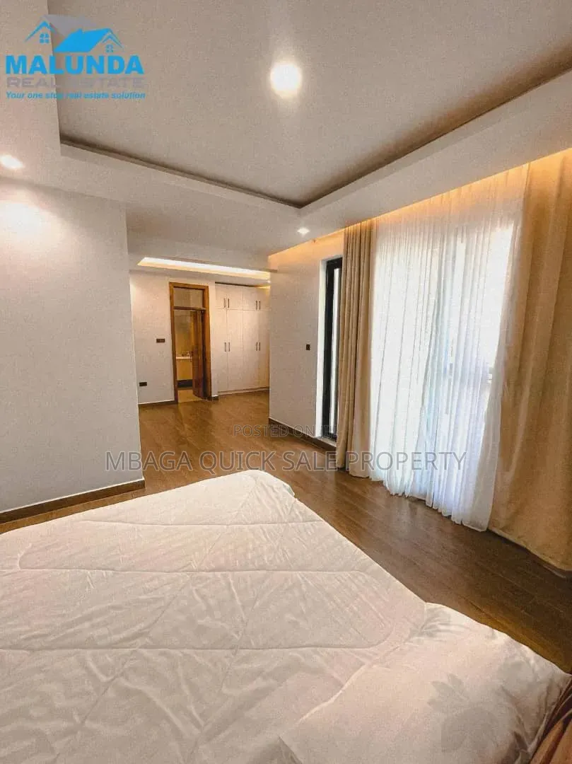 Furnished 5bdrm Villa in Masaki for rent