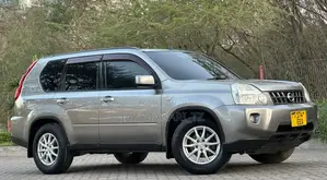 Nissan X-Trail 2010 Gray