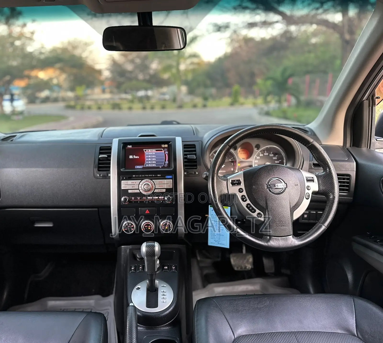 Nissan X-Trail 2010 Gray
