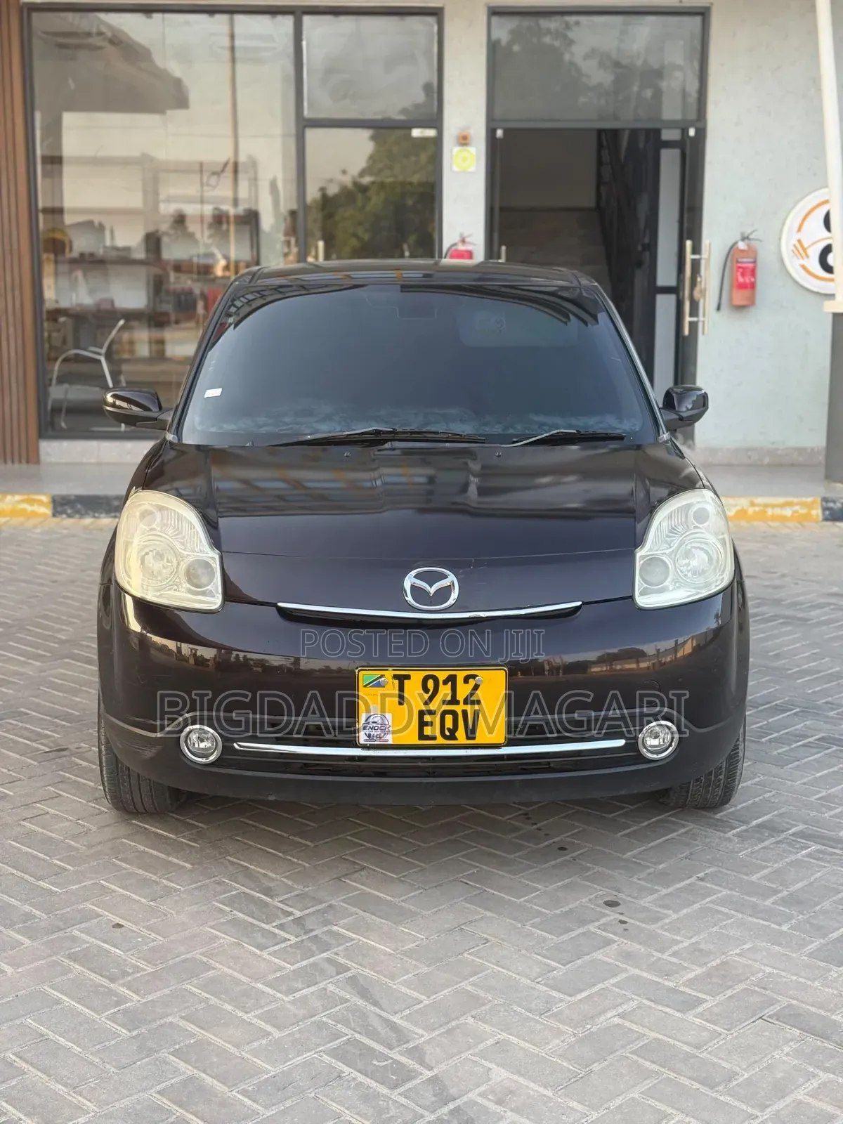 Mazda Verisa 2010