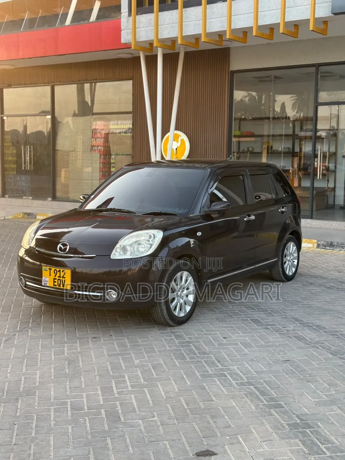 Mazda Verisa 2010