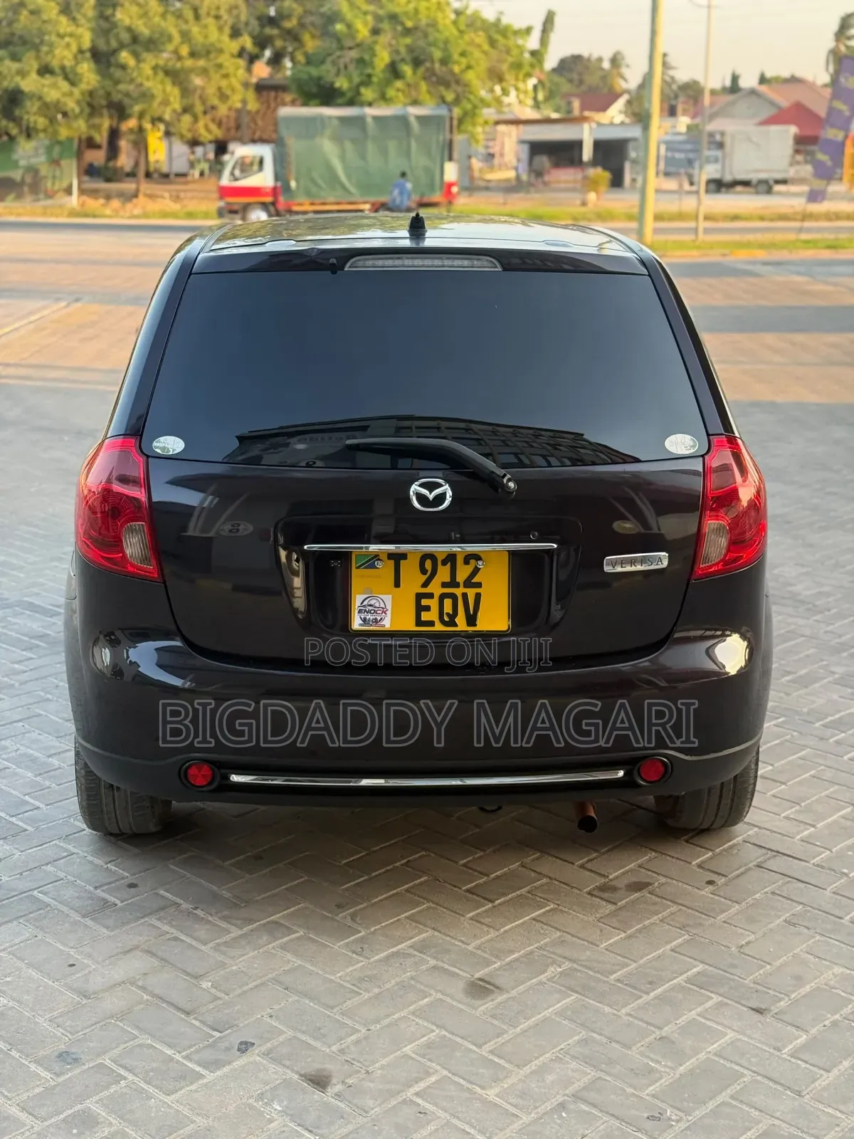 Mazda Verisa 2010