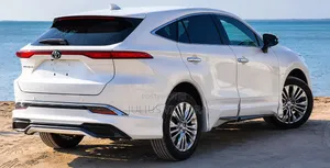 Toyota Harrier 2022 White