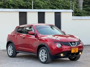 Nissan Juke 2012 Red