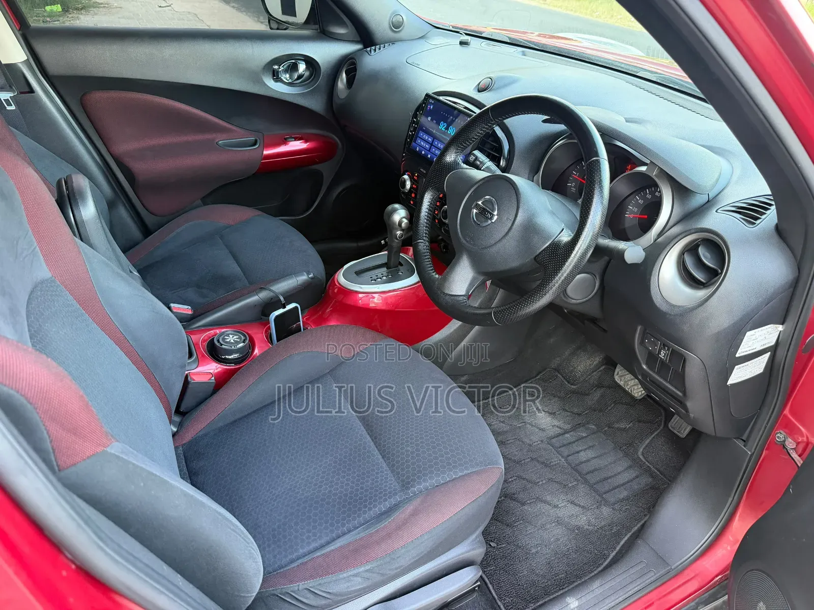 Nissan Juke 2012 Red
