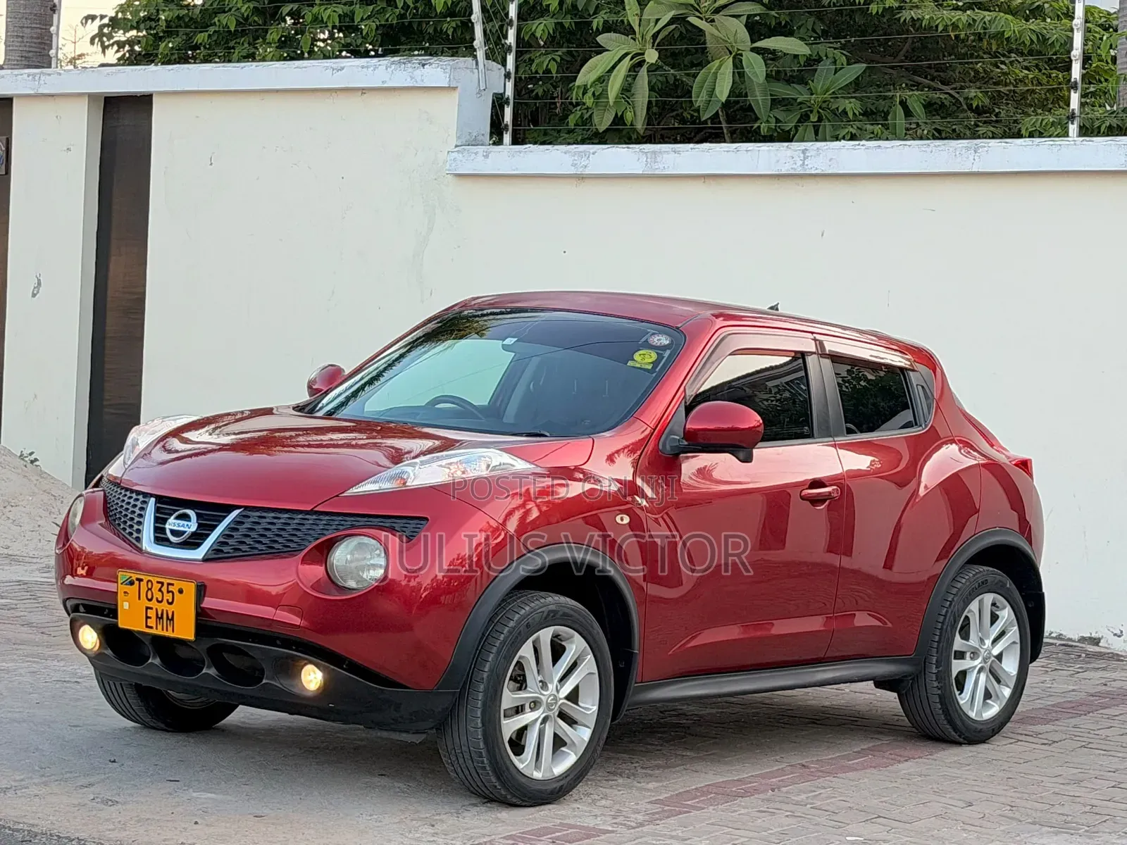 Nissan Juke 2012 Red