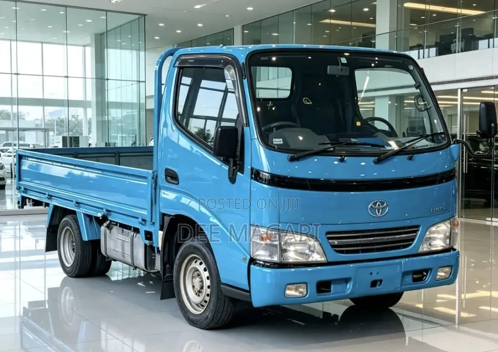 Toyota Dyna 2003 Blue