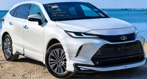 Toyota Harrier 2021 Off white