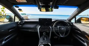 Toyota Harrier 2021 Off white