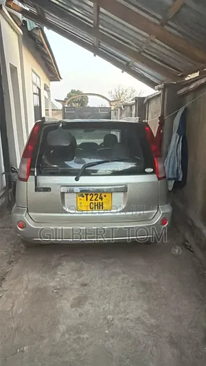 Nissan X-Trail 2010 Beige