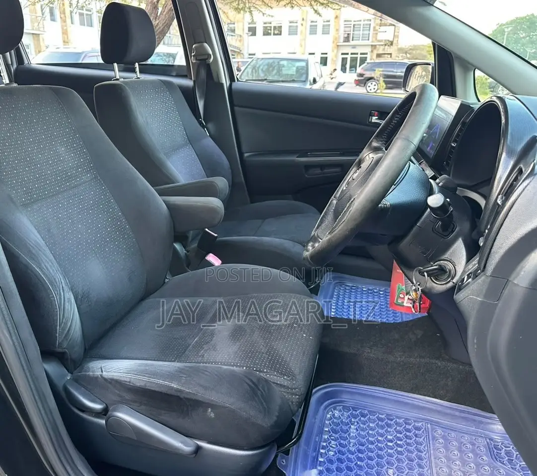 Toyota Wish 2005 Black