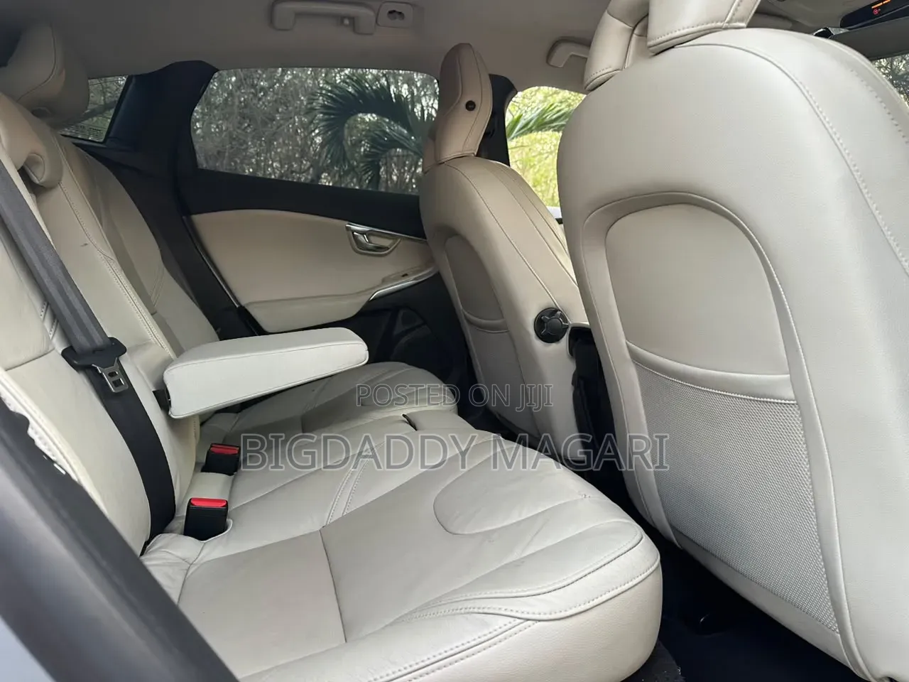 Volvo V40 2013