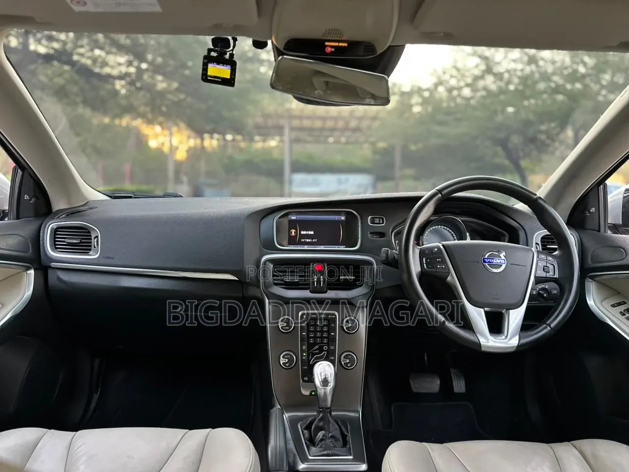 Volvo V40 2013