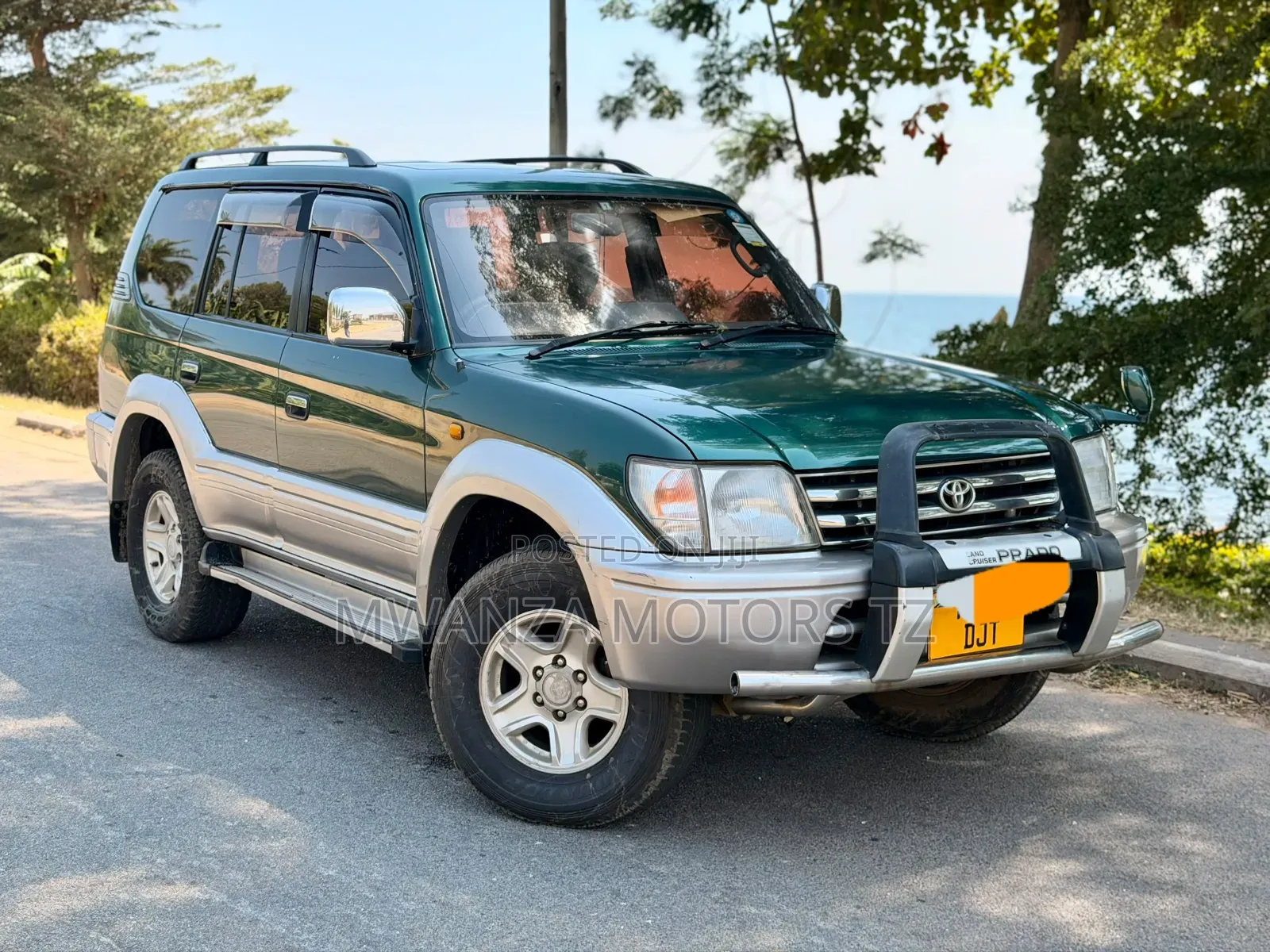 Toyota Land Cruiser Prado 1997 Green