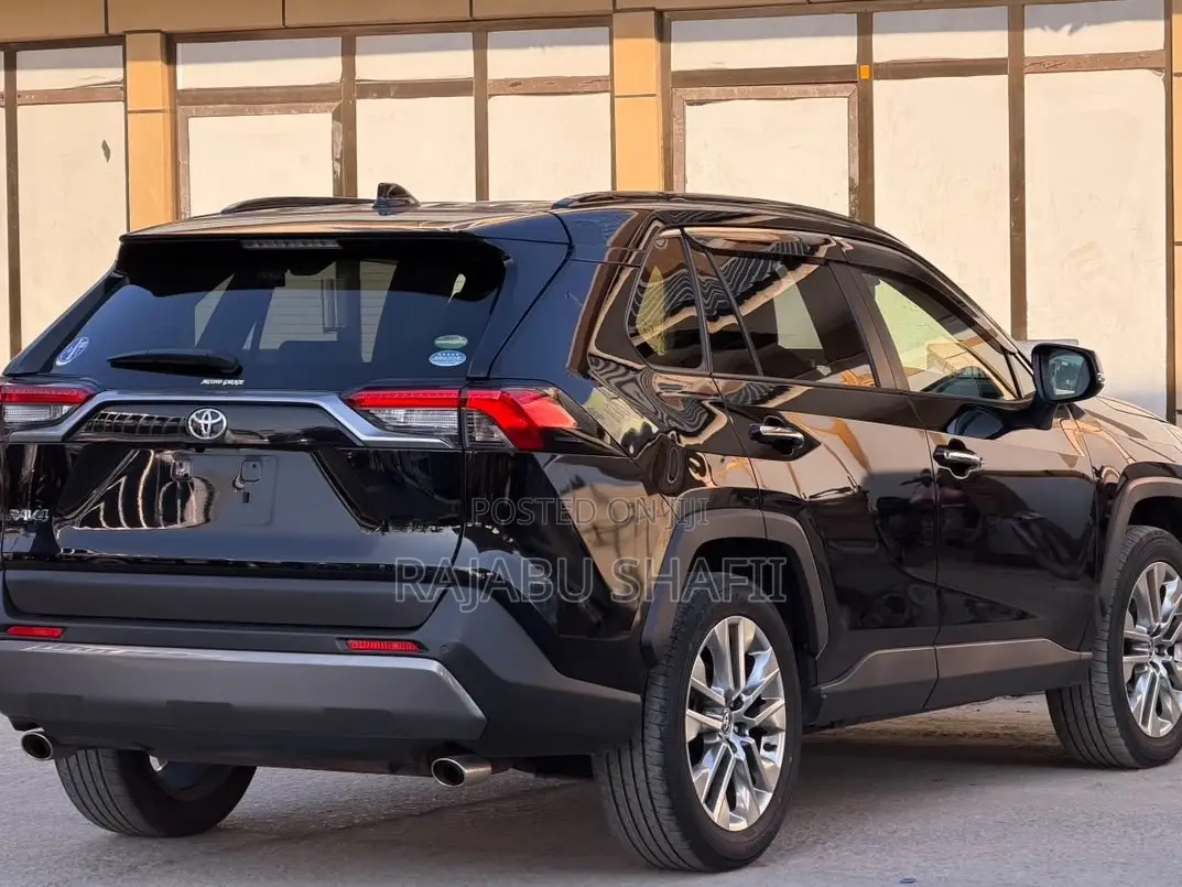 Toyota RAV4 Adventure AWD 2020 Black