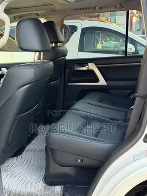 Toyota Land Cruiser 4.6 V8 ZX 2017 White