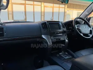 Toyota Land Cruiser 4.6 V8 ZX 2009 Gold
