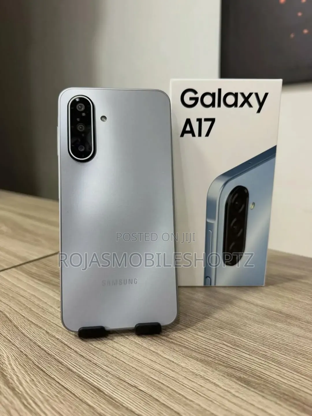 New Samsung Galaxy A17 5G 256 GB Gray