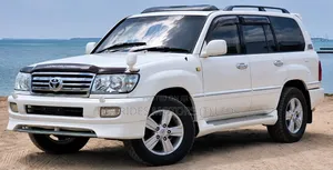 Toyota Land Cruiser 2003 White