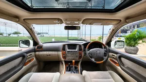 Toyota Land Cruiser 2003 White