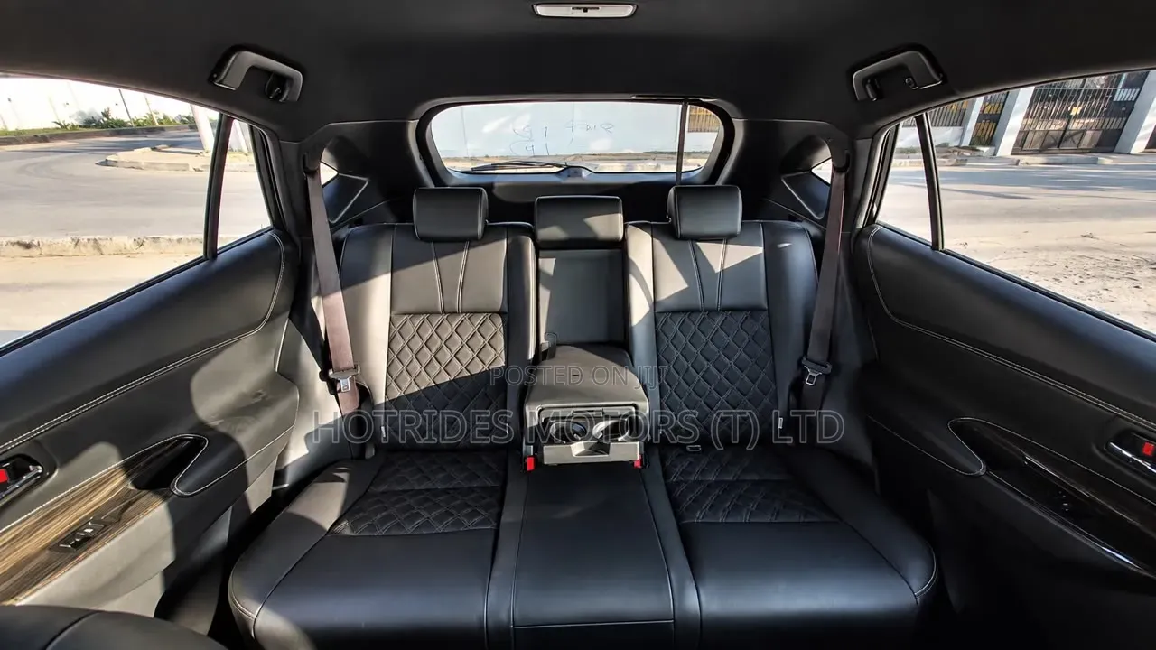 Toyota Harrier 2014 White