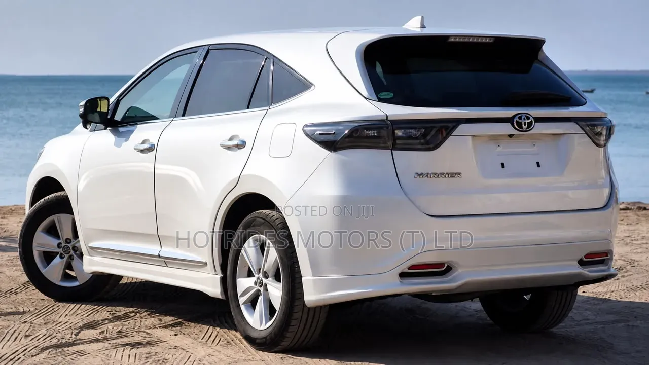 Toyota Harrier 2014 White