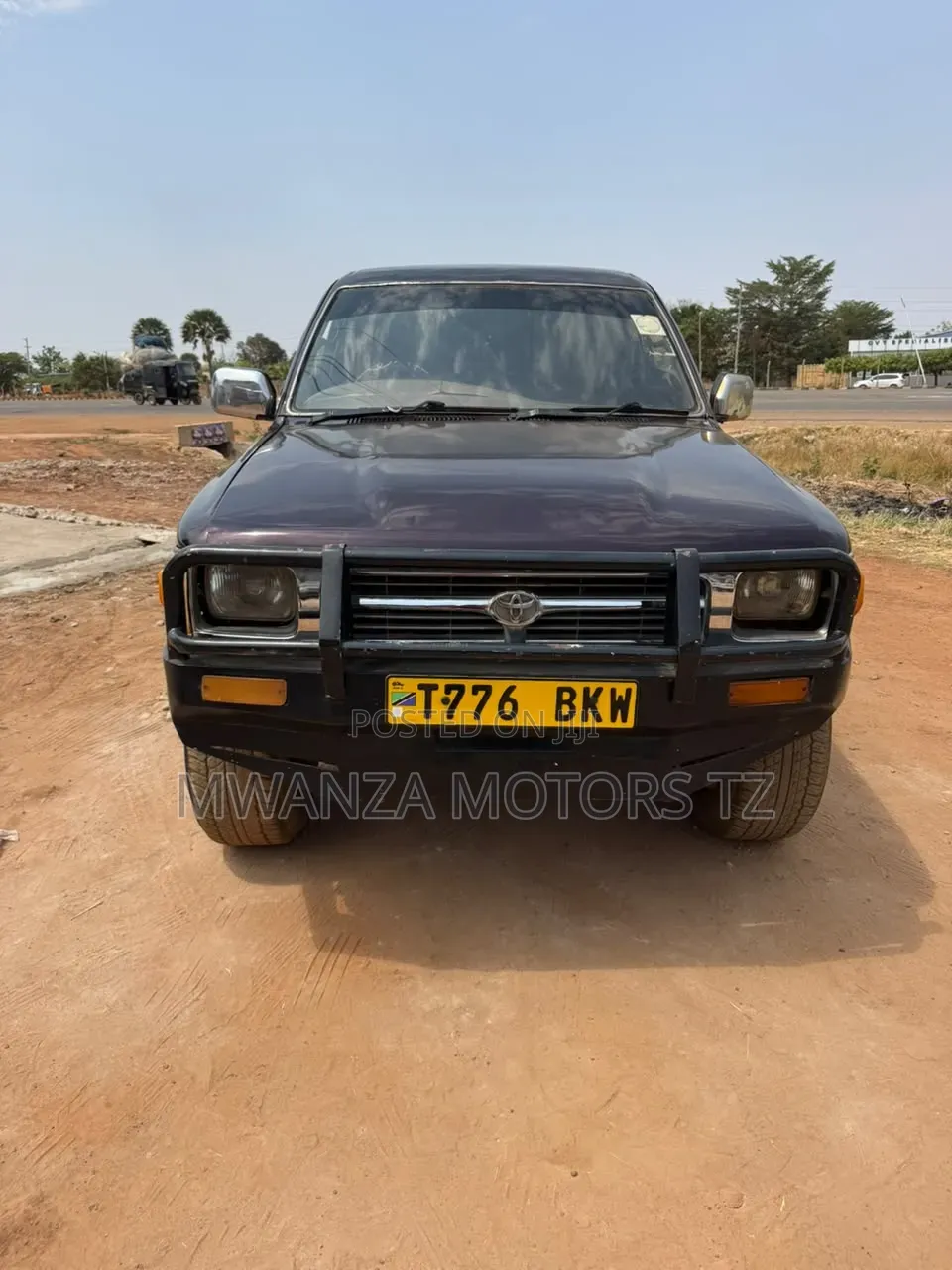 Toyota Hilux 1998 Maroon
