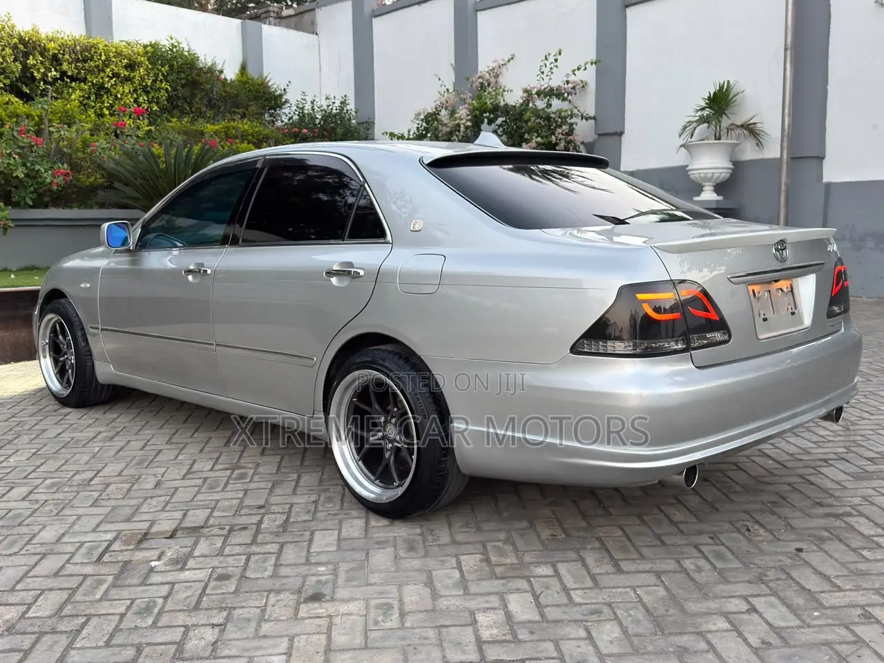 Toyota Crown Royale 2005 Silver