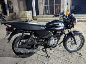 Bajaj Boxer 125 2025 Black