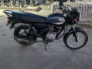 Bajaj Boxer 125 2025 Black