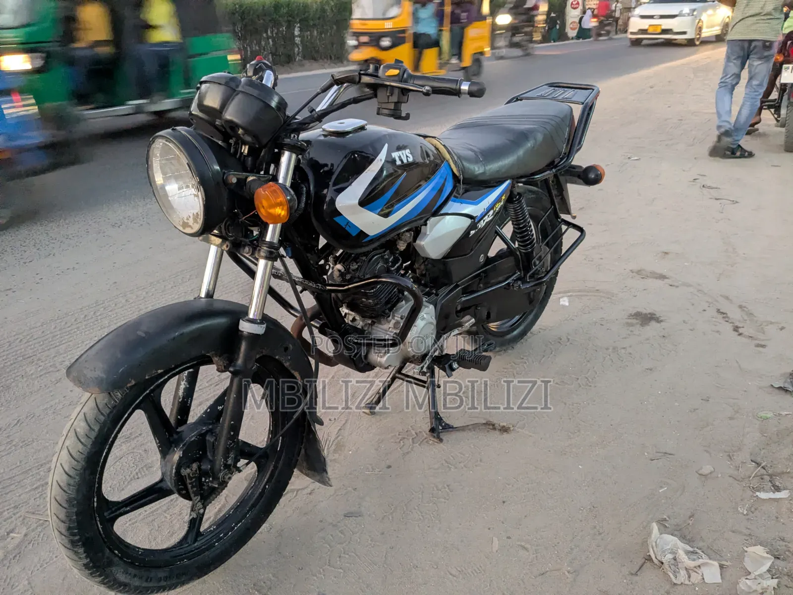 TVS HLX 125 2025 Black