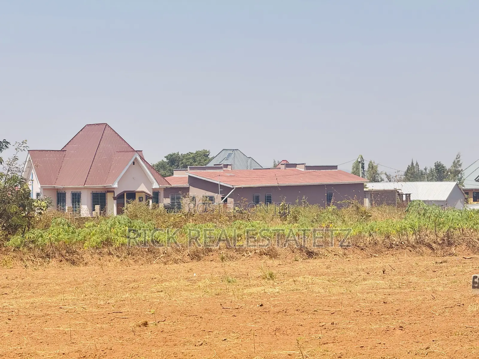 Viwanja Vizuri Vya Makazi Vinauzwa Kisesa - ( Chuo Cha Mipango )