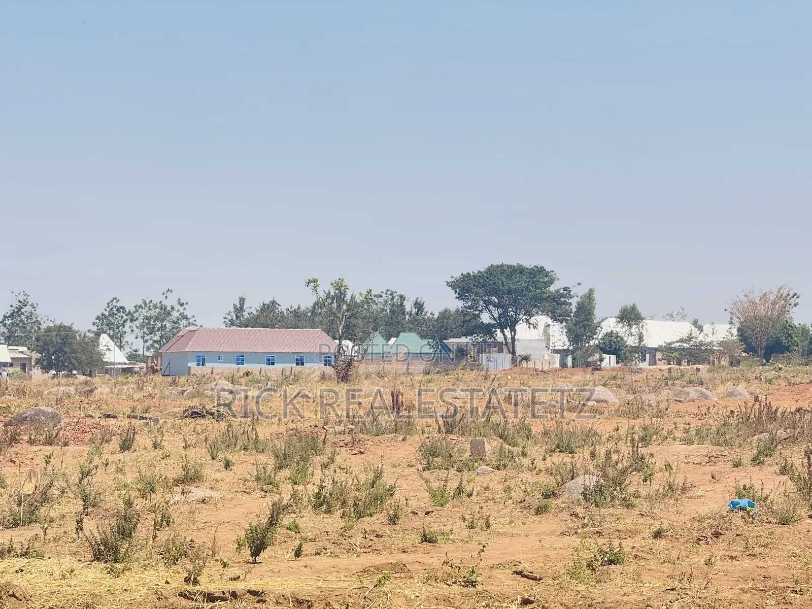 Viwanja Vizuri Vya Makazi Vinauzwa Kisesa - ( Chuo Cha Mipango )