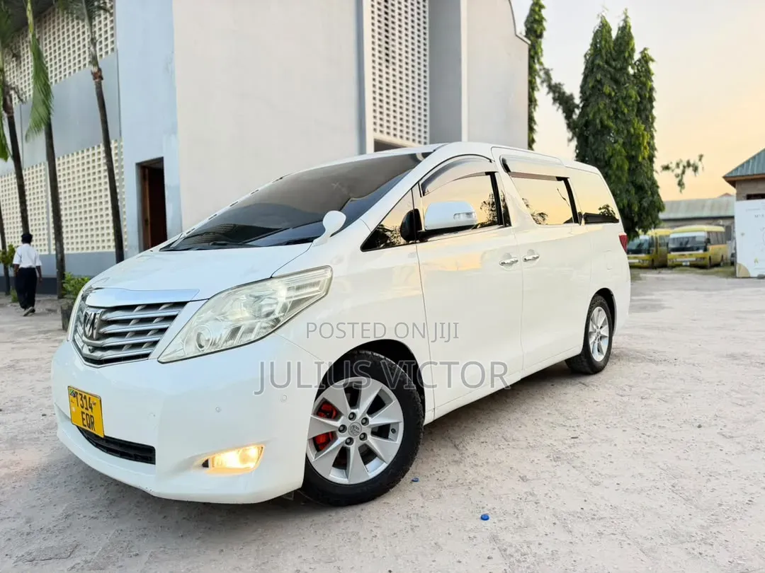 Toyota Alphard 2009 White