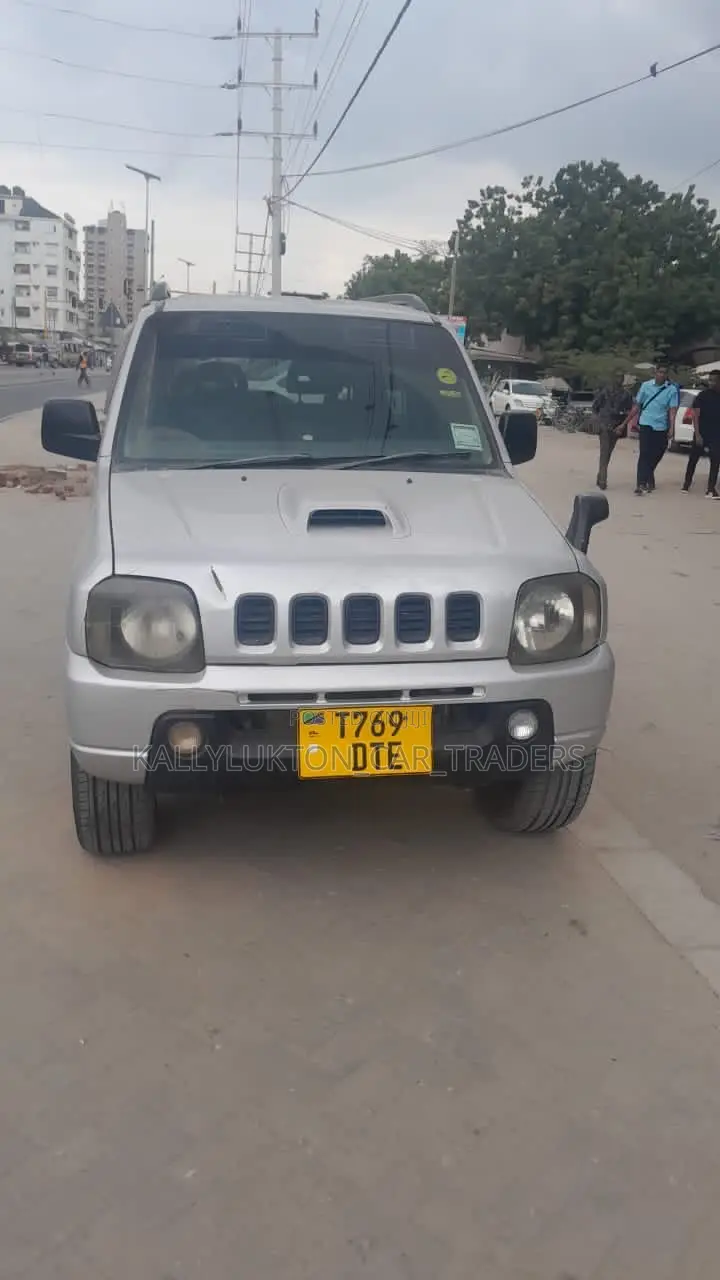 Suzuki Jimny 2005 Silver