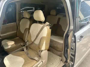Toyota Porte 2006 Silver