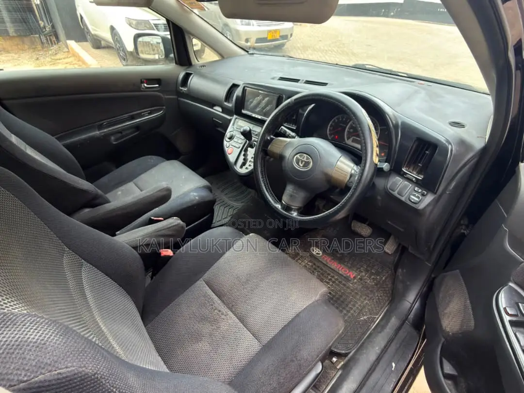 Toyota Wish 2005 Black
